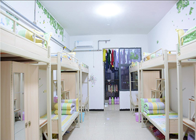 洪雅电子职业技术学校图片