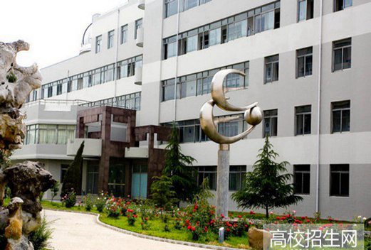 遂宁卫生学校图片