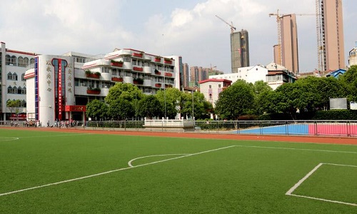 2023年**水电七局高级技工学校的收费标准
