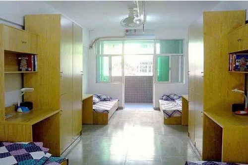 四川汽车职业技术学院寝室是几人间