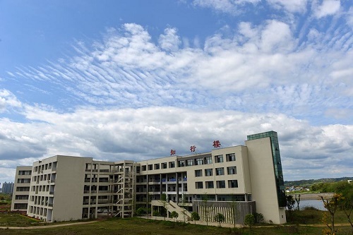 南充职业技术学院招生办联系电话
