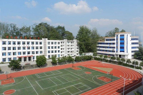 四川都江堰职业中学的招生电话