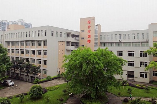 四川省泸州市江南职业中学校的王牌专业是什么