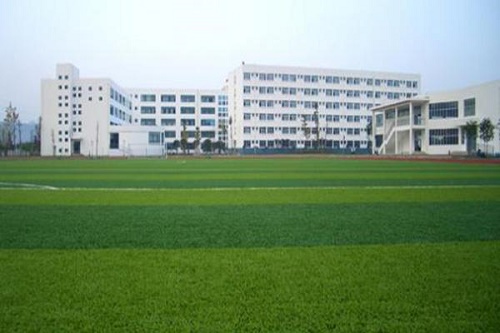 四川江油市中坝职业中学校宿舍条件好不好
