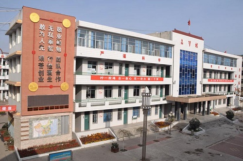 四川省隆昌县城关职业中学乘车路线