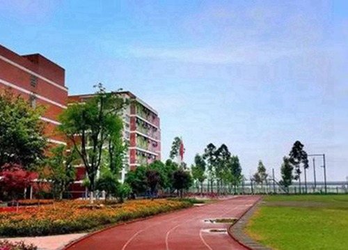 2023年南充读物流服务与管理专业去哪所学校好