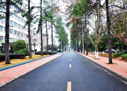 2023年遂宁读电子电器专业哪所职业学校好