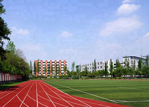 2023年南充读汽车应用与维修专业去哪所学校好