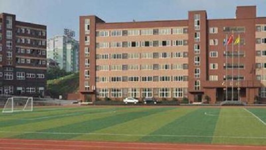成都交通高级技工学校官网(成都交通高级技工学校红花堰校区)