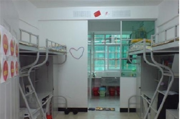 成都职业学校有哪些学校(成都市财贸职业高级中学校地址)