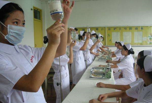 成都城市技师学院学幼儿教育会用到u盘吗(成都城市技师学院是中专还是技校)