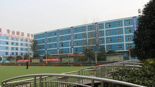 成都地铁轨道交通学院招生(地铁学校招生要求有哪些)