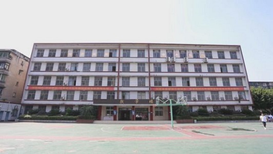 成都郫都区希望职业学校(成都最好的职高学校排名)