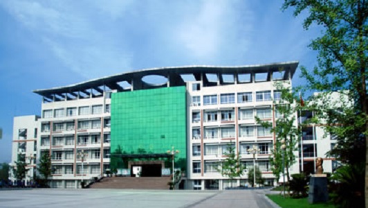 成都市高级机械技工学校(成都汽车职业技术学校招生简章)
