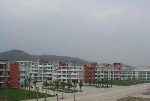 成都十大重点中职学校(成都400多分普高有哪些学校)