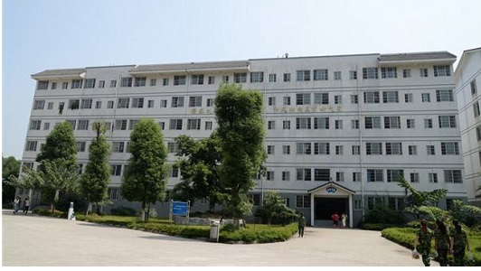 成都华西卫校招生电话(成都华西卫校2023招生)