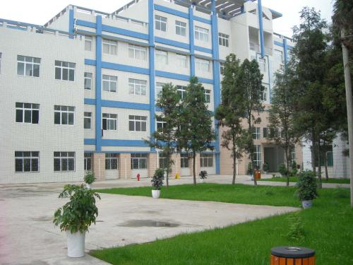 成都青苏职业中专学校地址(成都市青羊区青苏职业中专学校)