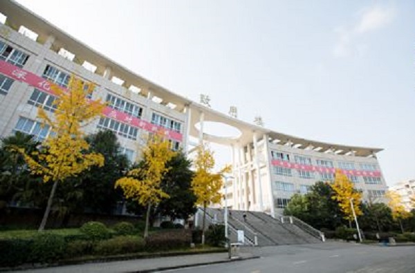成都职高什么时候报名(初三什么时候可以报名职高)