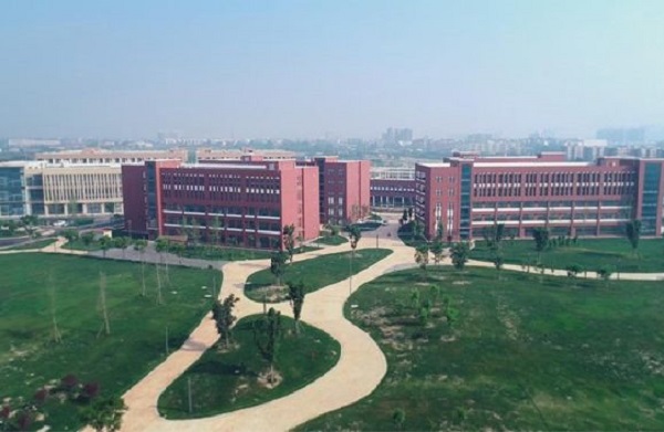 成都市现代职业技术学校招生电话(成都市现代职业技术学校是公办吗)