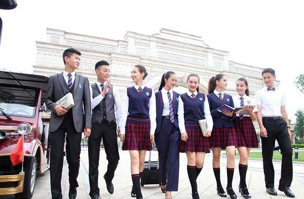 成都铁路卫生学校在线咨询(成都市铁路卫生学校招生电话)