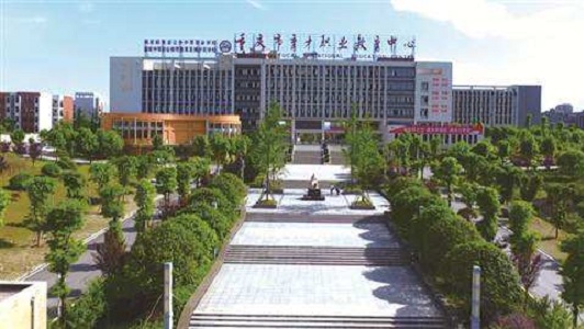 成都卫校学校详情(成都铁路卫校录取分数线)