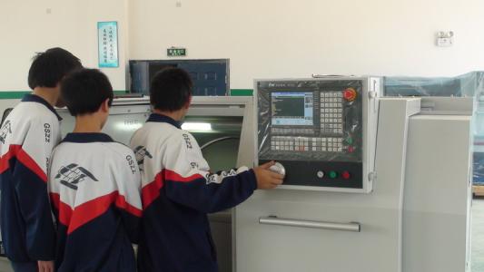 四川成都中职学校排名公办(成都职校排名前十名学校公办)