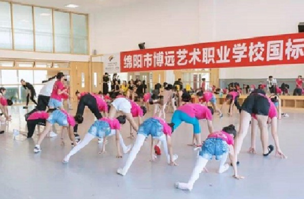 成都有哪些职业高校(成都市职业技术学院有哪些)