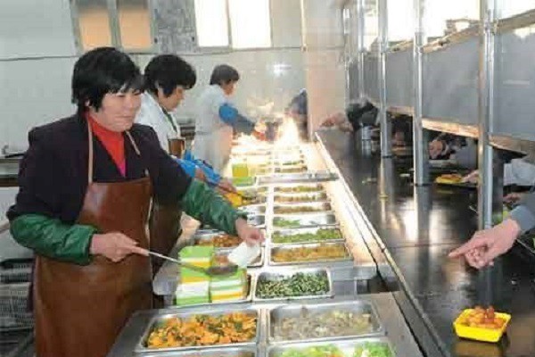 成都新华高级技工学校(成都新华技工学校是公办还是民办)