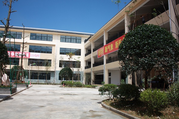 成都市技师学院学费(成都市技师学院招生简章)