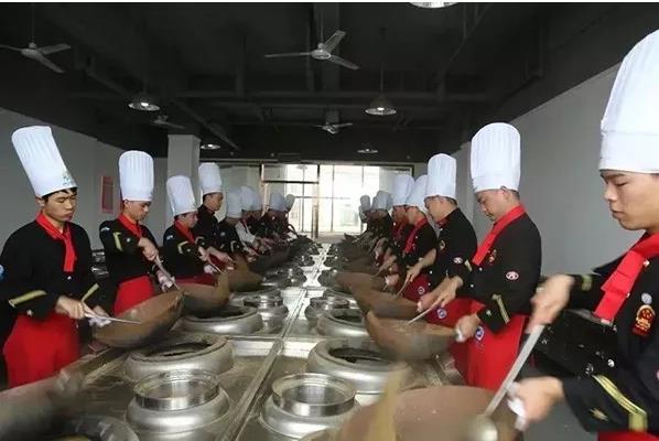 成都龙泉有哪些职业技术学校(龙泉有哪些公办职业技术学校)