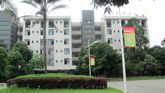 成都十大重点中职学校(成都400多分普高有哪些学校)