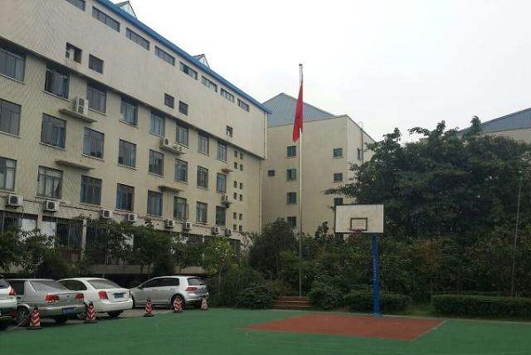 成都有几所口碑比较好的职业学校(成都公立职业学校有哪些比较好)