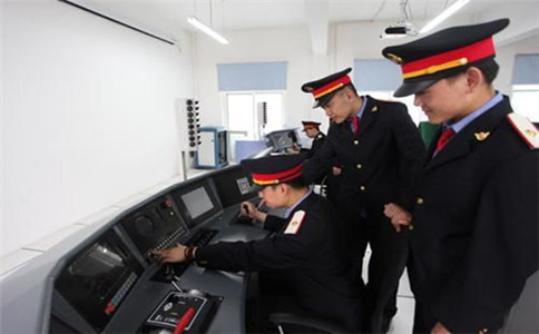 成都公办职高学校有哪些比较好(四川公办职业技术学院排名榜)