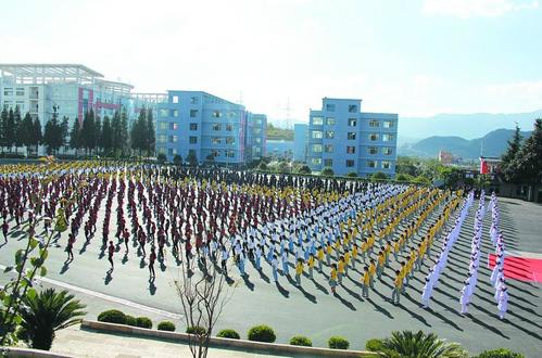 成都公立职高学校排名前十(成都公立职高学校排名前十3+2专业)