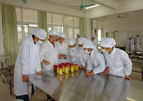 成都好一点的职高有哪些(成都军事化管理的职高学校)