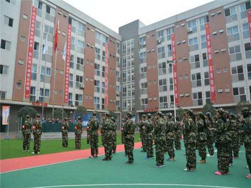 成都技师学院招生(成都职业技术学校有哪些比较好)