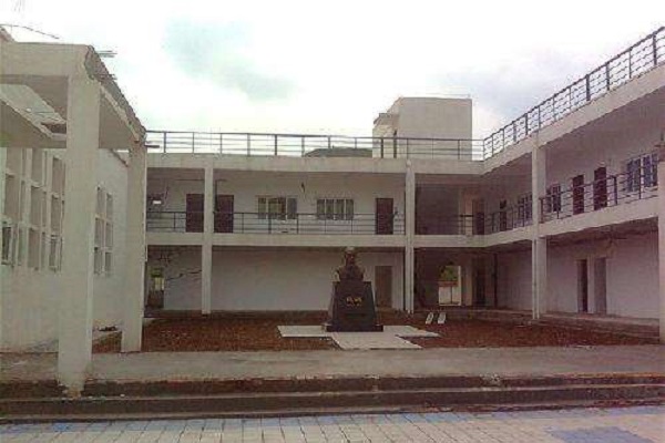 成都汽修职业学校地址(成都汽修职业学院电话是多少)