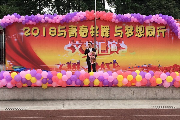 成都汽车专修学校(成都汽车职业技术学校学费多少)